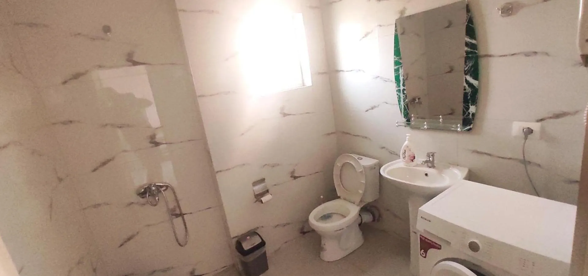 Marmel Apartments 0*, Sarande Albania